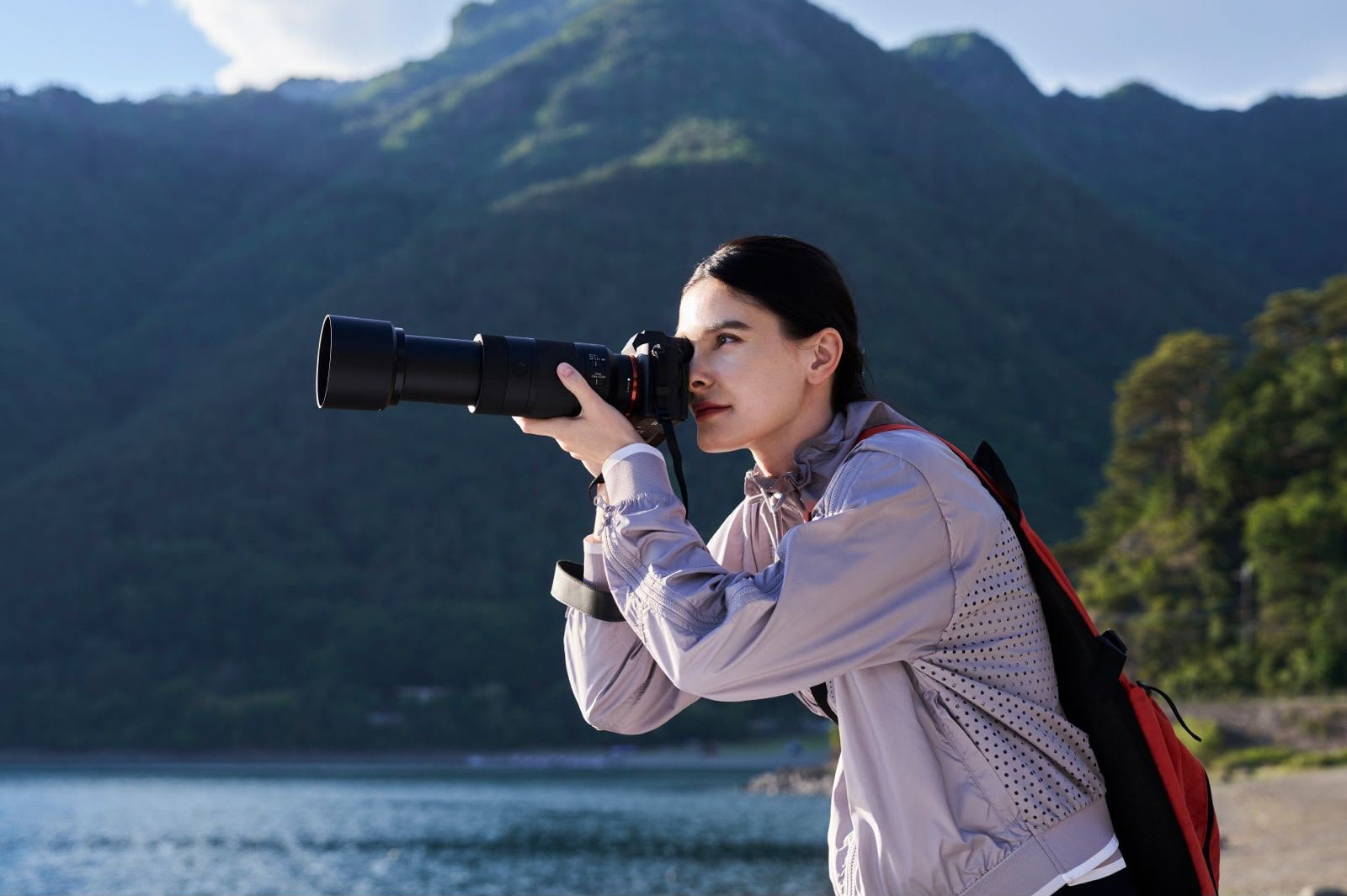Sony Launches FE 100-400mm F5.6-8 OSS Super-Telephoto Zoom Lens in Saudi Arabia