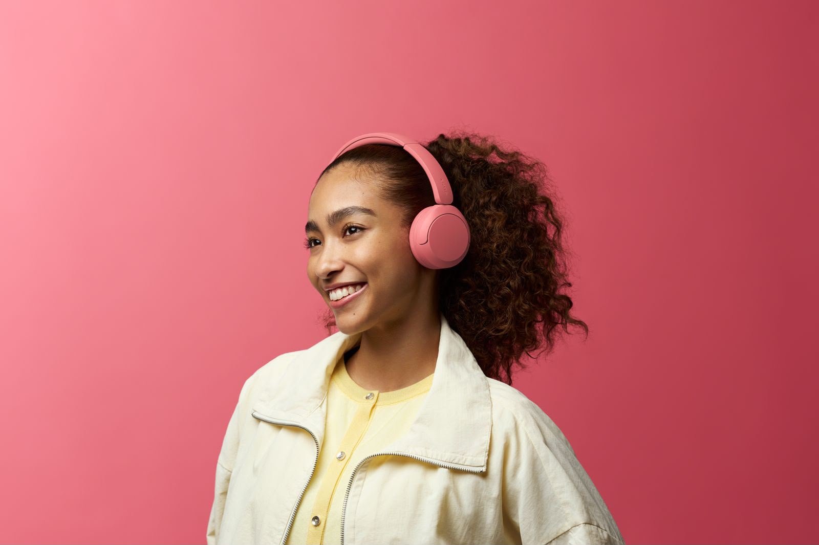 Sony Expands Wireless Headphone Line-Up with WH-1000XM4C, WH-CH730N and WH-CH530
