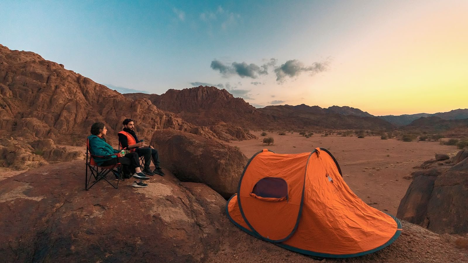 “Wintering, God Willing”: Saudis Welcome Winter with Nature, Heritage and Adventure